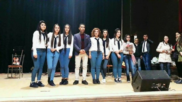 Paymangeha Dar Saz şevbiw&ecirc;rkeke  m&ucirc;z&icirc;k&ecirc; ya salane li Efr&icirc;n&ecirc; lidar xist