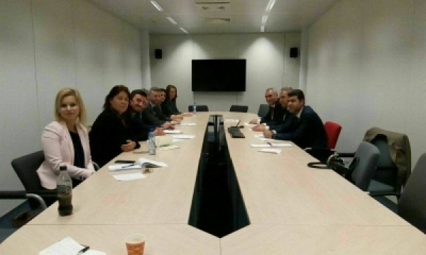 Şandek ji ENK-S&ecirc; hevd&icirc;tinek bi berpirs&ecirc;n Yek&icirc;tiya Ewrip&icirc; re li Broksil&ecirc; kirin